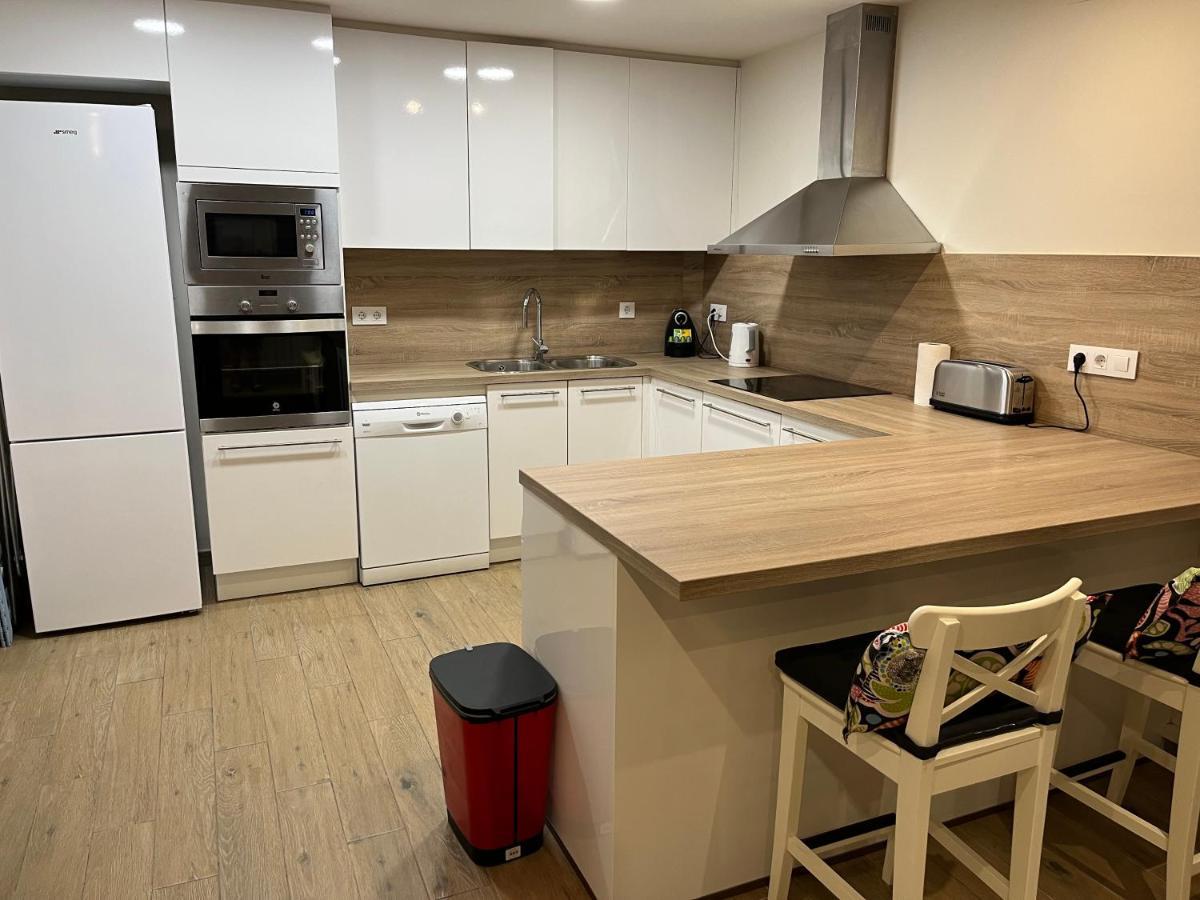 Apartamento En La Playa. Free Parking. Free Wifi L' Escala Kültér fotó